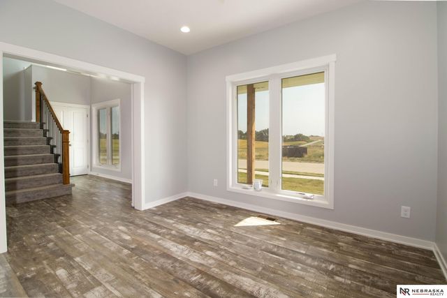 2855 Southern Hills Drive, Blair, NE 68008