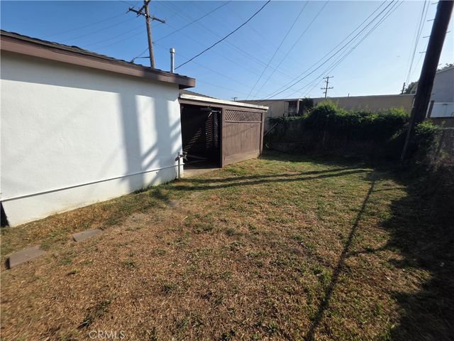 8858 Flower, Bellflower, CA 90706