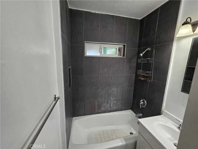 8858 Flower, Bellflower, CA 90706