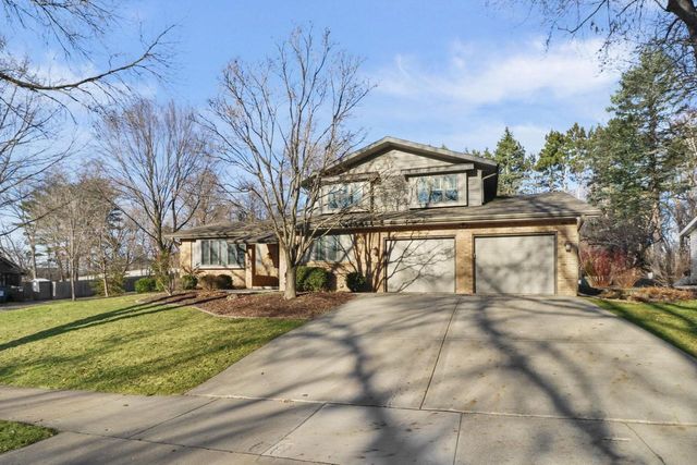 302 Acadia Drive, Madison, WI 53717