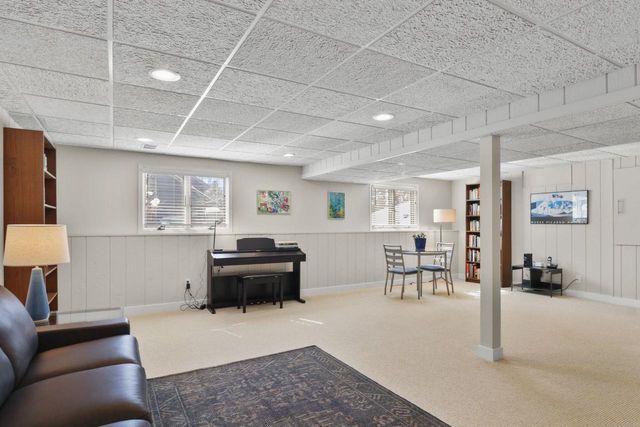 302 Acadia Drive, Madison, WI 53717