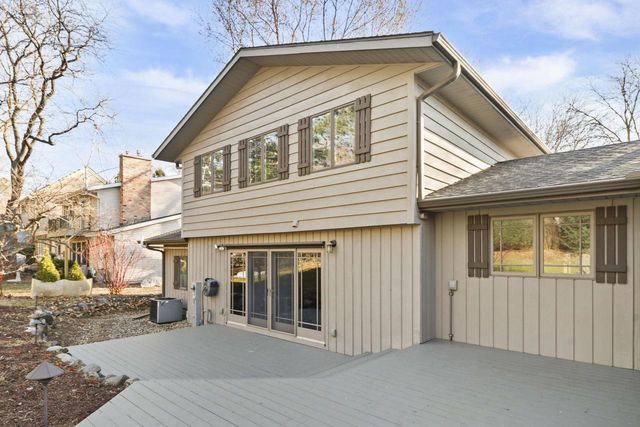 302 Acadia Drive, Madison, WI 53717