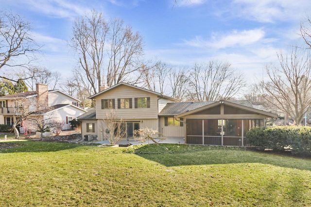 302 Acadia Drive, Madison, WI 53717