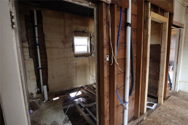 510 N Connellee Avenue, Eastland, TX 76448