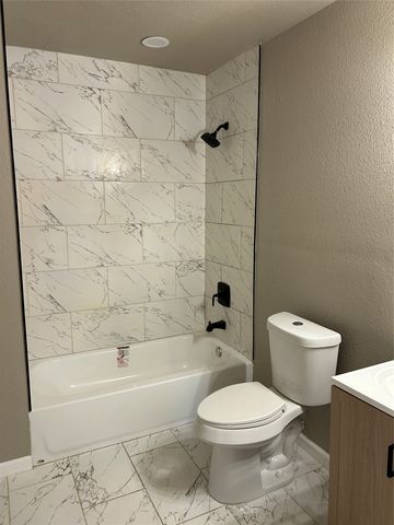 2815 Hedgerow Drive, Dallas, TX 75235