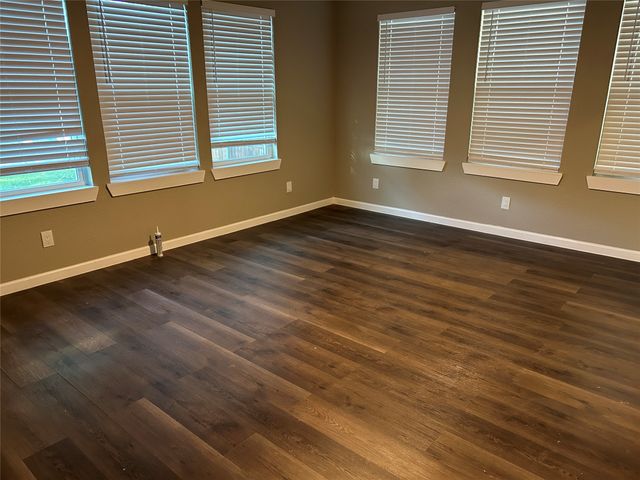 2815 Hedgerow Drive, Dallas, TX 75235