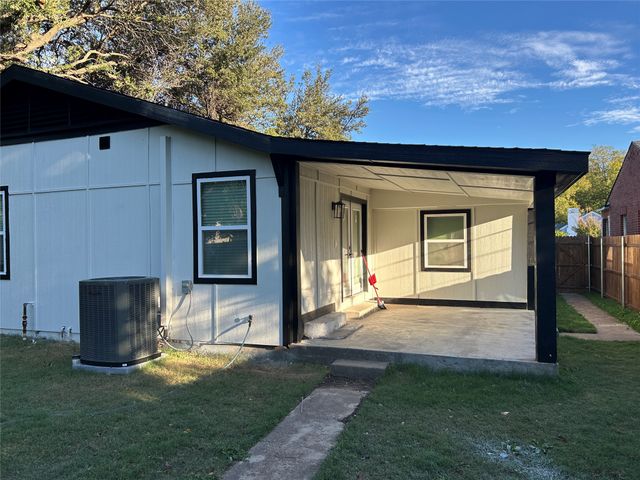 2815 Hedgerow Drive, Dallas, TX 75235