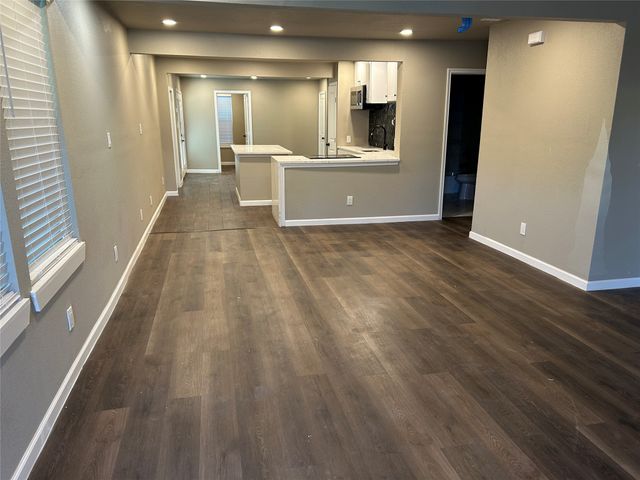 2815 Hedgerow Drive, Dallas, TX 75235