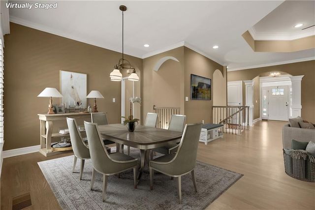 8539 Barstow Street, Lenexa, KS 66219