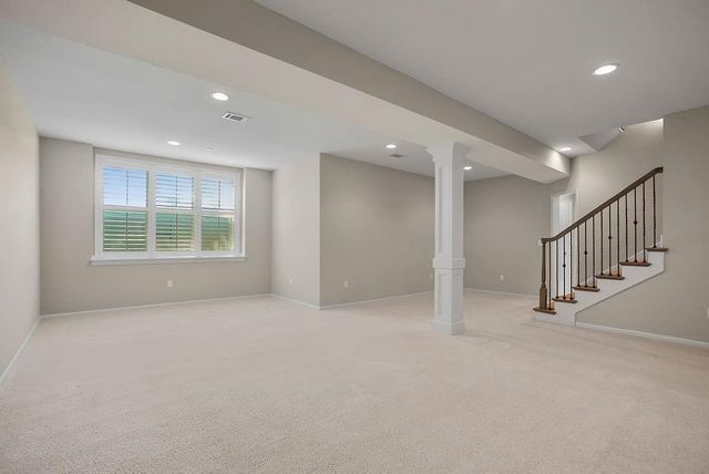 8539 Barstow Street, Lenexa, KS 66219