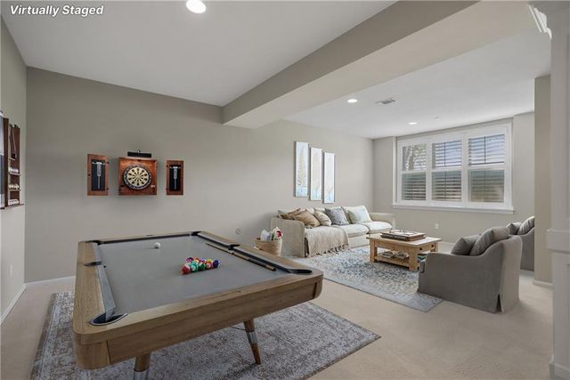 8539 Barstow Street, Lenexa, KS 66219