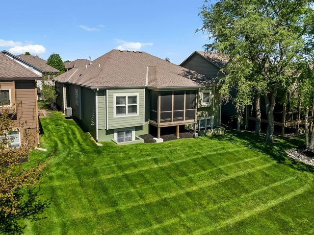 8539 Barstow Street, Lenexa, KS 66219