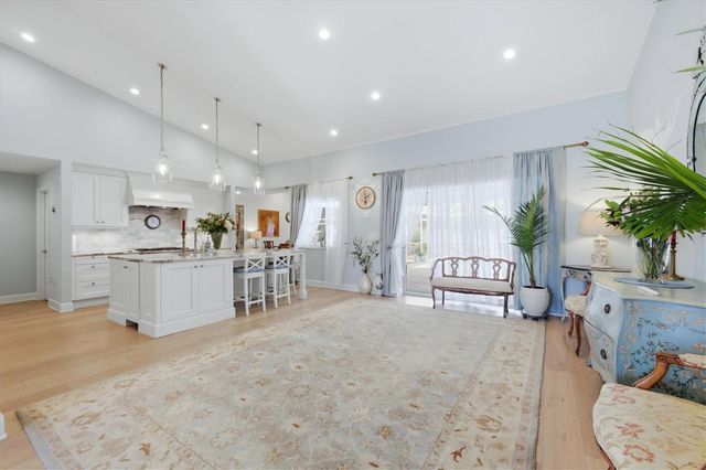 3508 AVENIDA MADERA, Bradenton, FL 34210