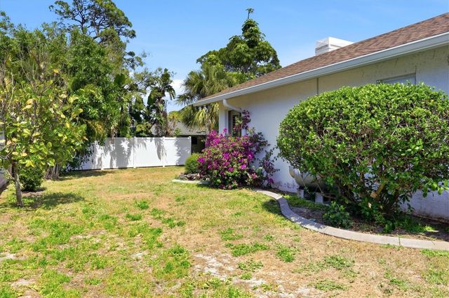 3508 AVENIDA MADERA, Bradenton, FL 34210