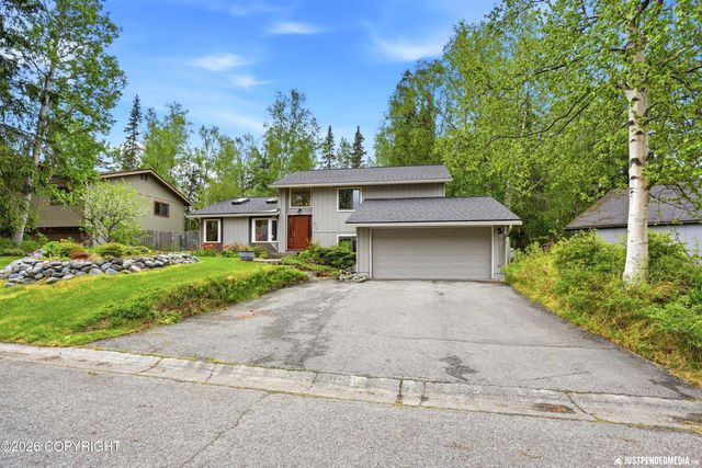 8370 Majestic Drive, Anchorage, AK 99504