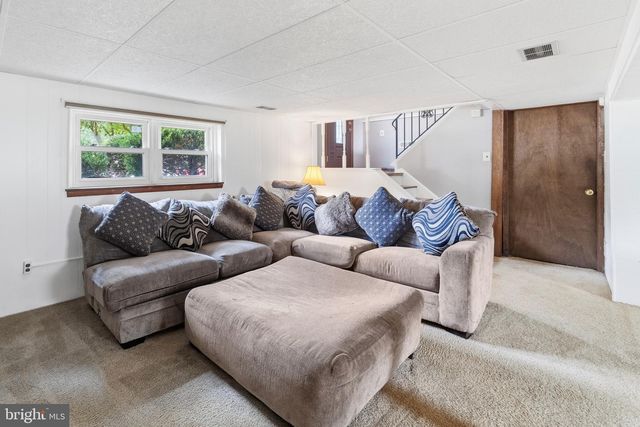 1218 LINCOLN AVE, West Deptford, NJ 08096