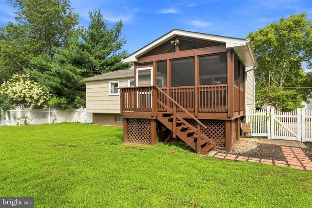 1218 LINCOLN AVE, West Deptford, NJ 08096