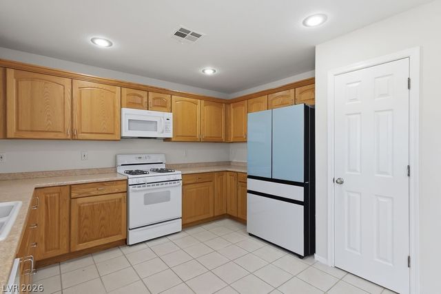 1073 Gallant Fox Avenue, Henderson, NV 89015