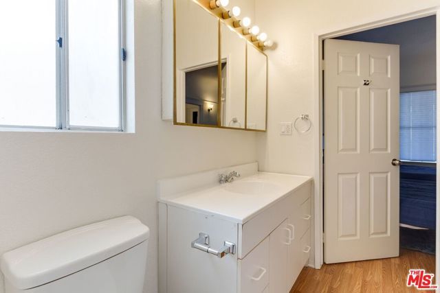 1228 Fedora Street, Los Angeles, CA 90006