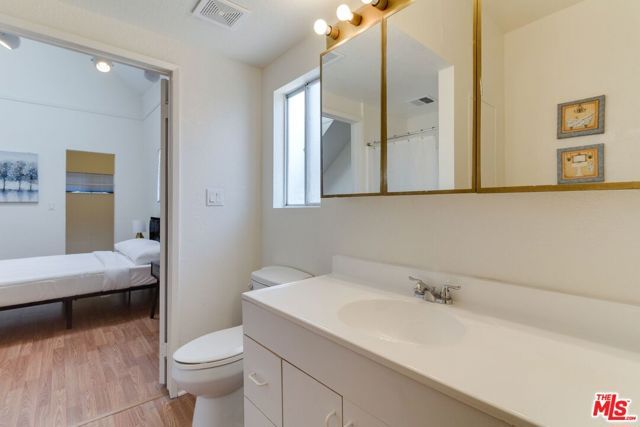 1228 Fedora Street, Los Angeles, CA 90006