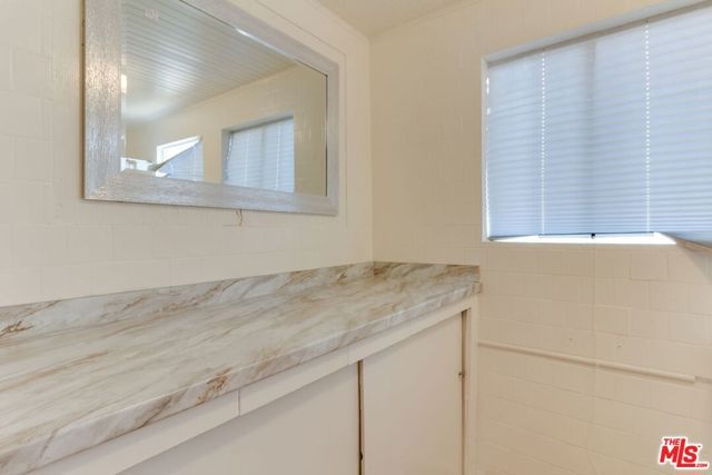 1228 Fedora Street, Los Angeles, CA 90006