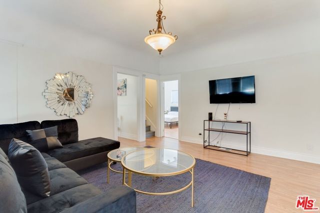 1228 Fedora Street, Los Angeles, CA 90006