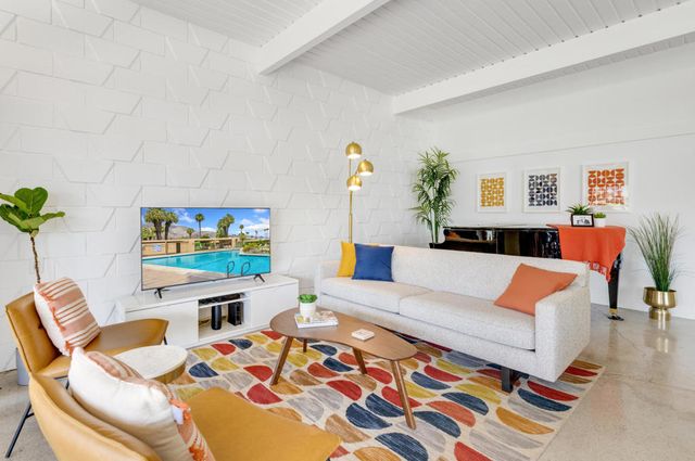 142 Sandpiper Street, Palm Desert, CA 92260