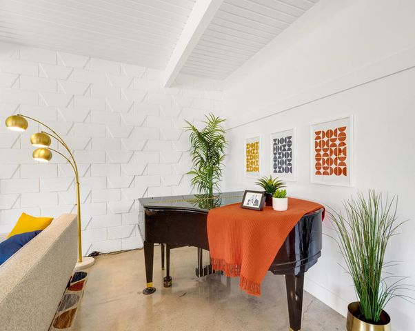 142 Sandpiper Street, Palm Desert, CA 92260