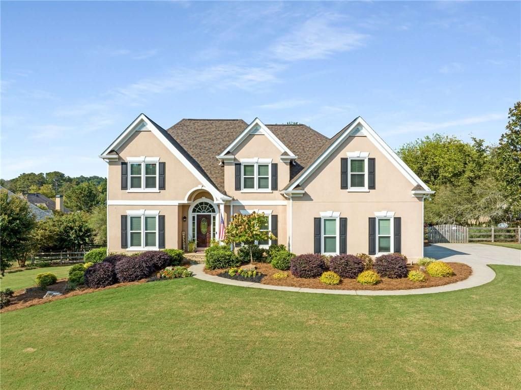 802 Clubhouse Pointe, Woodstock, GA 30188