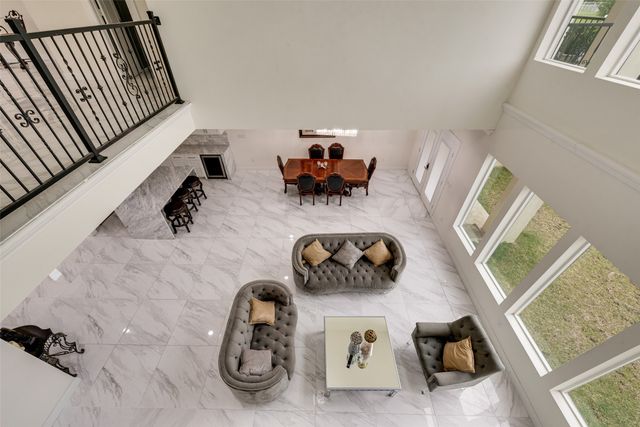 7725 Lakeview Circle, Fort Worth, TX 76179