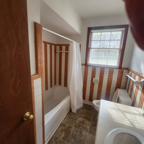 638 Anderson Ln, Madison, TN 37115