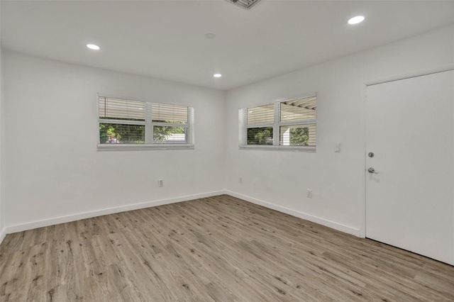 30 NE 139th Street, North Miami, FL 33161