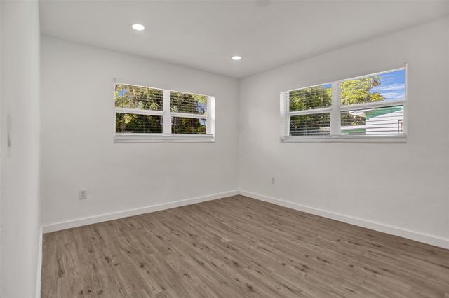 30 NE 139th Street, North Miami, FL 33161