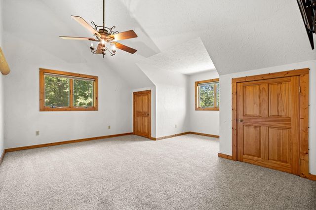 37 Wild Horse Lane, Galena, MO 65656