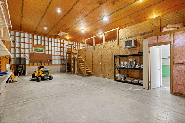 37 Wild Horse Lane, Galena, MO 65656