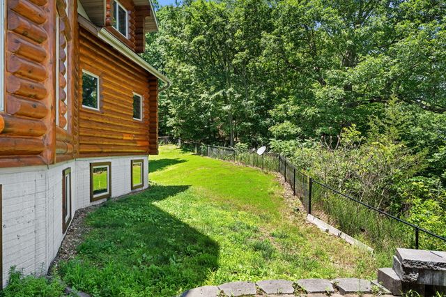 37 Wild Horse Lane, Galena, MO 65656