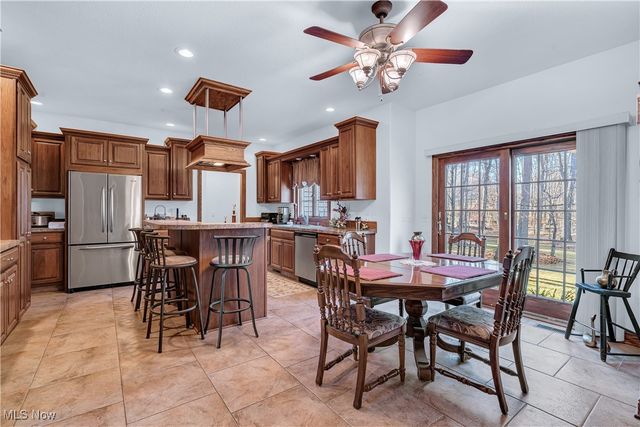 4000 Shields Road, Canfield, OH 44406