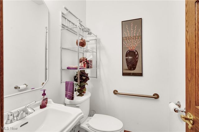 4000 Shields Road, Canfield, OH 44406