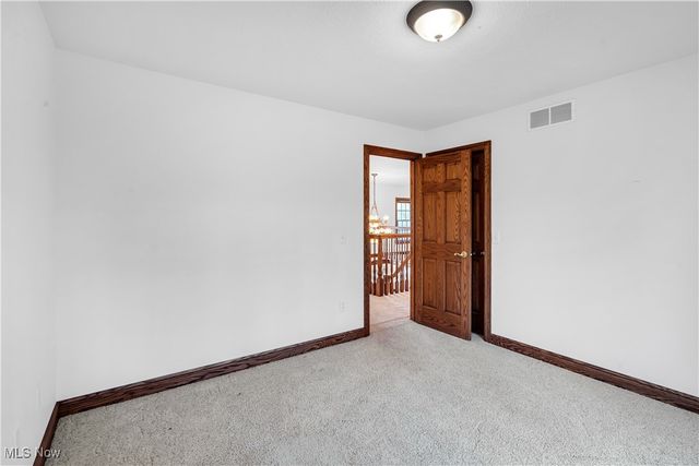 4000 Shields Road, Canfield, OH 44406