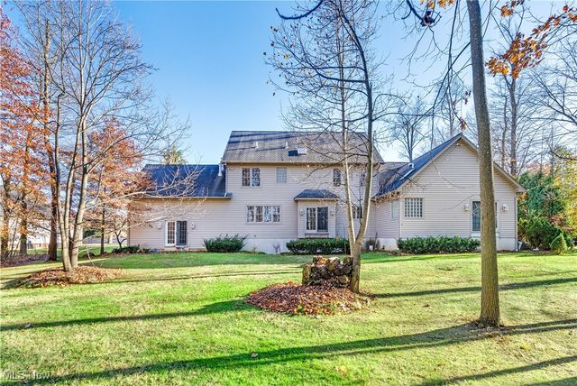 4000 Shields Road, Canfield, OH 44406