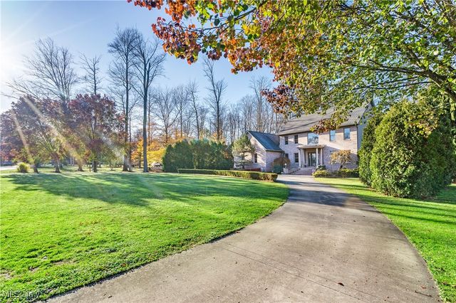 4000 Shields Road, Canfield, OH 44406