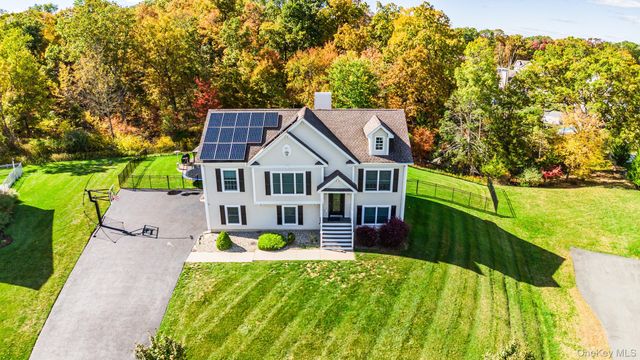 5 Deangelis Drive, Monroe, NY 10950