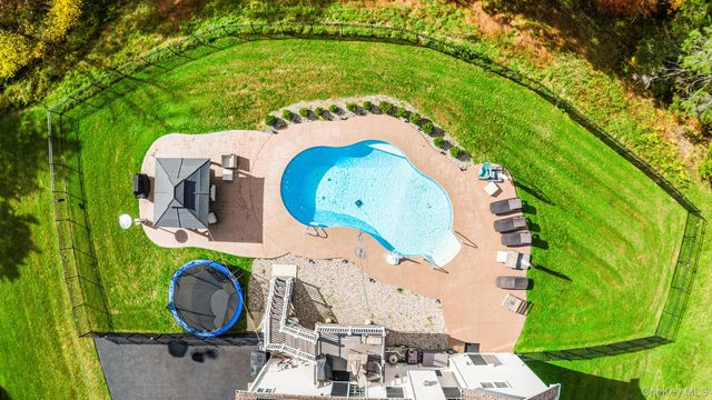 5 Deangelis Drive, Monroe, NY 10950