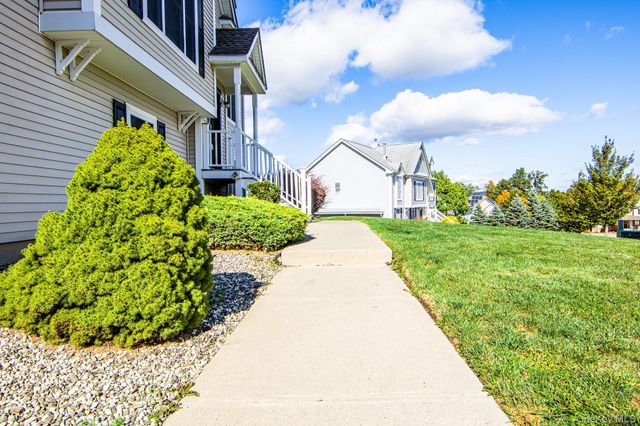 5 Deangelis Drive, Monroe, NY 10950