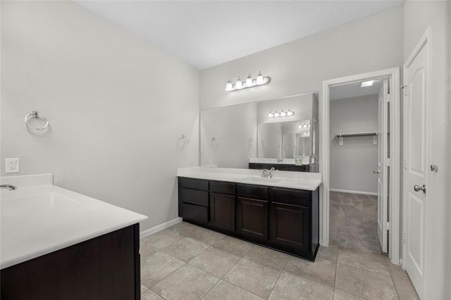 5718 Oakhurst Trail, Pasadena, TX 77505