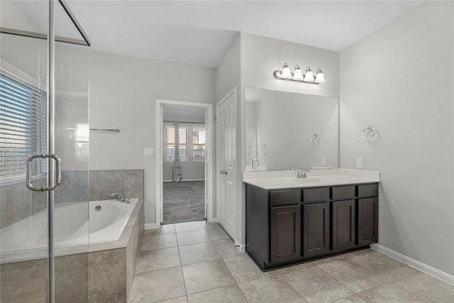 5718 Oakhurst Trail, Pasadena, TX 77505