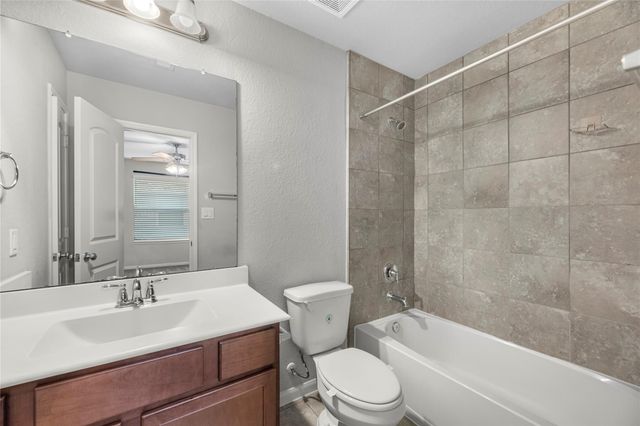 5718 Oakhurst Trail, Pasadena, TX 77505