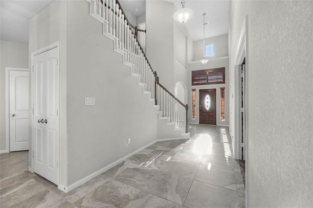 5718 Oakhurst Trail, Pasadena, TX 77505