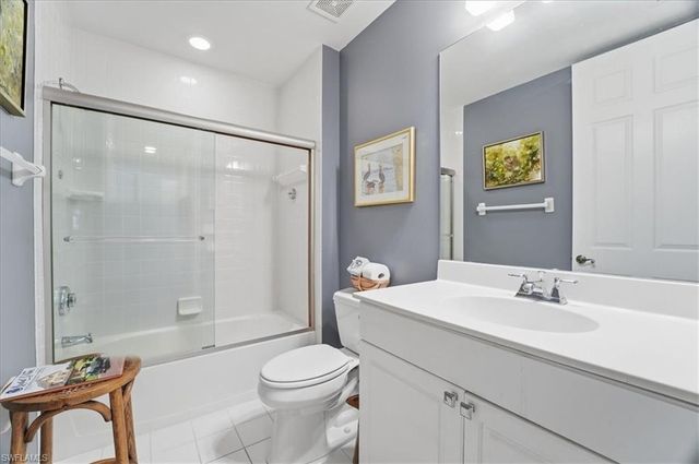 1109 Egrets Walk CIR # 104, Naples, FL 34108