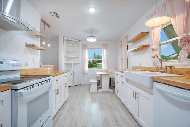 730 E LOWELL STREET, Lakeland, FL 33805